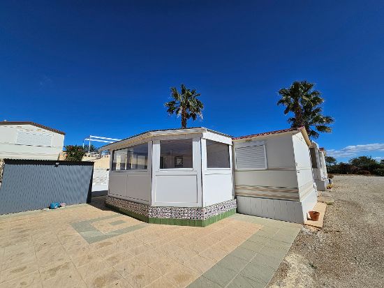 The mobile home : 3 bed, 2 bath mobile home for sale in Los Hibiscus