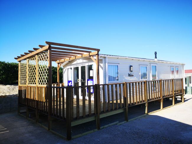 2 bed, 2 bath mobile home for sale in Los Carrascos
