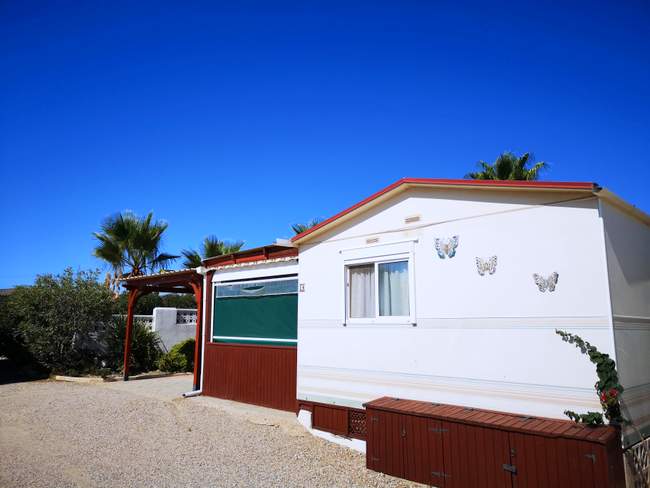 2 bed, 1 bath mobile home for sale in Las Bouganvillas